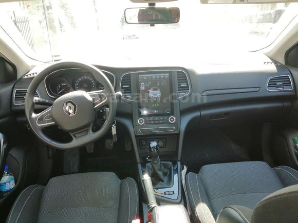 Sahibinden Renault Megane 1.6 Joy 2018 Model