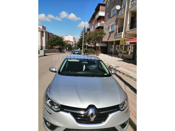 Sahibinden Renault Megane 1.6 Joy 2018 Model