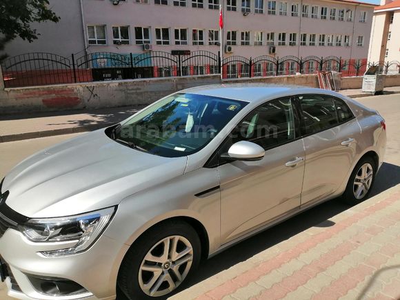 Sahibinden Renault Megane 1.6 Joy 2018 Model