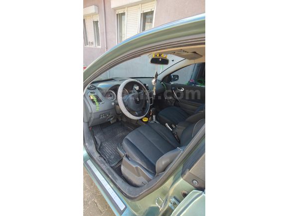 Sahibinden Renault Megane 1.6 Dynamique 2004 Model