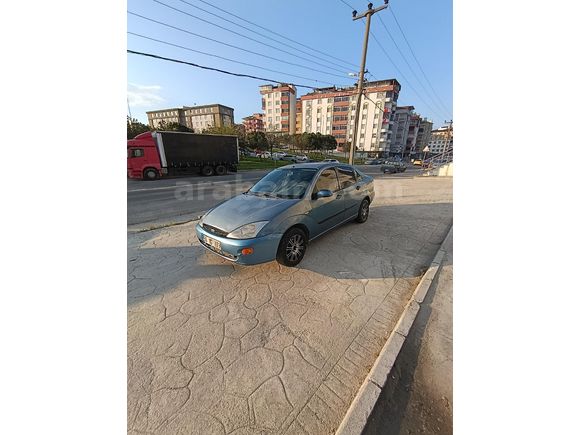Sahibinden Ford Focus 1.6 Ambiente 2000 Model  408.000 km Mavi