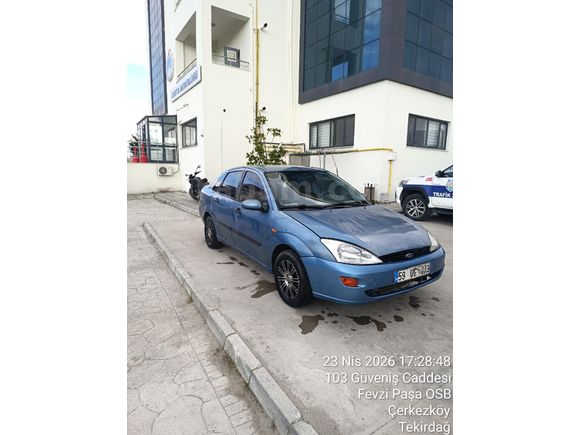 Sahibinden Ford Focus 1.6 Ambiente 2000 Model  408.000 km Mavi
