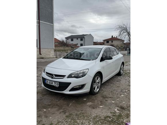 Sahibinden Opel Astra 1.4 T Sport 2012 -2013 çıkılı Model Degisensiz 
