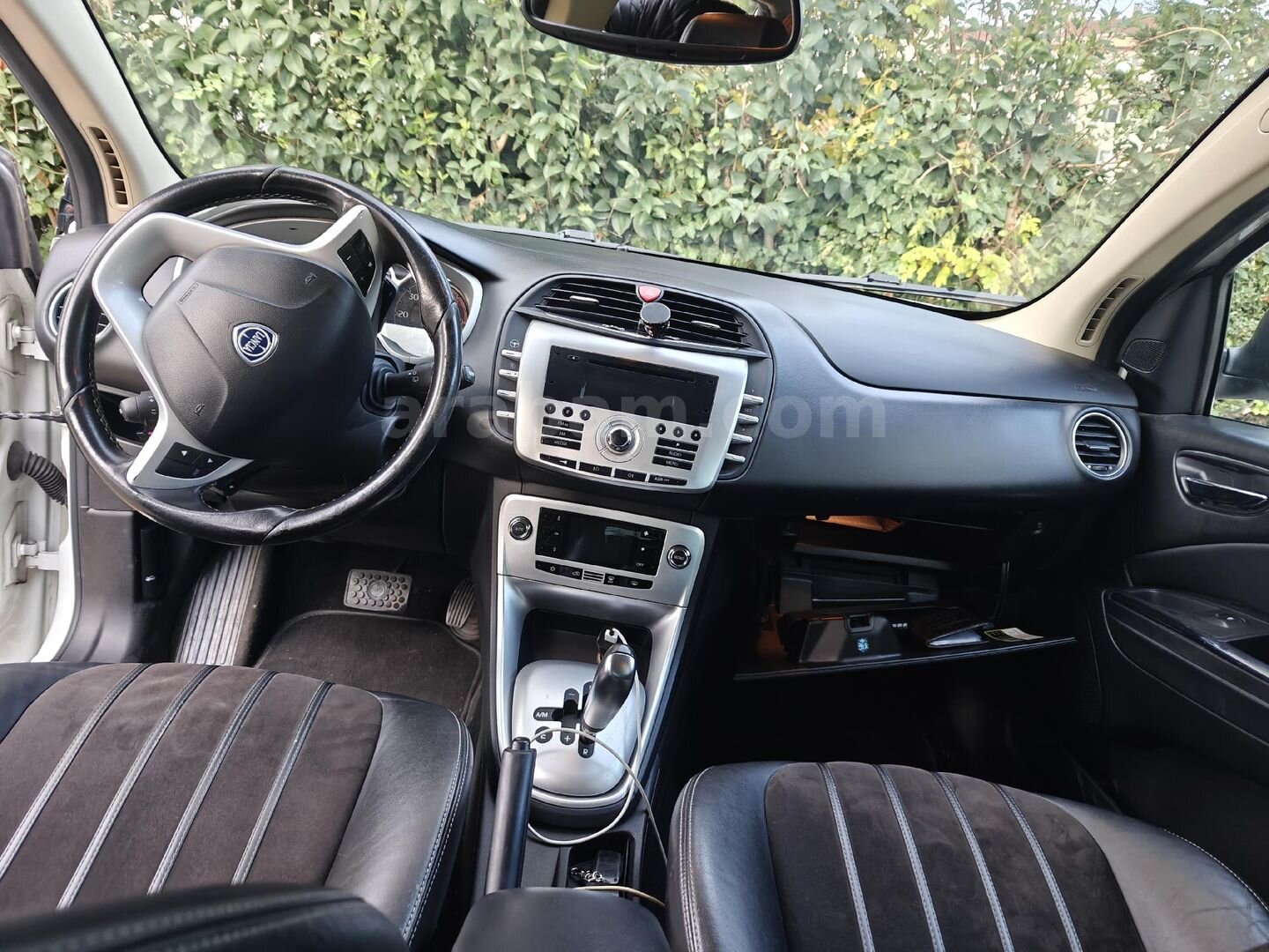 Sahibinden Lancia Delta 1.6 MJet 2011 Model İstanbul 240.500 km Beyaz 7