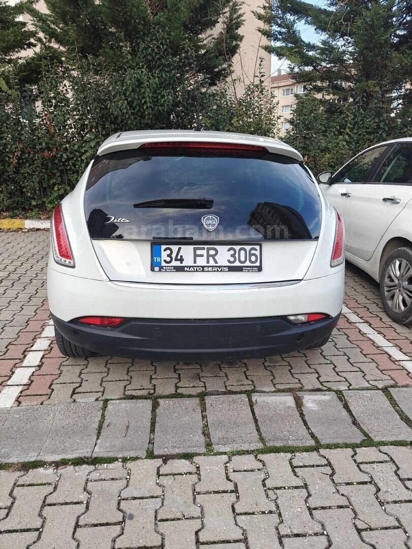 Sahibinden Lancia Delta 1.6 MJet 2011 Model İstanbul 240.500 km Beyaz 3