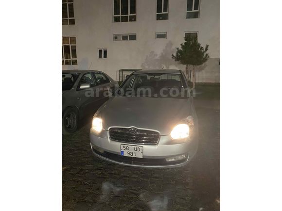 Sahibinden Hyundai Accent Era 1.4 Team 2010 Model 