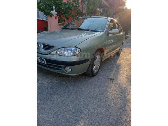 Sahibinden Renault Megane 1.6 RXT 2001 Model
