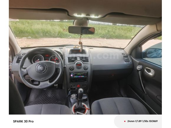 Sahibinden Renault Megane 1.5 dCi Dynamique 2006 Model  327.000 km Gri