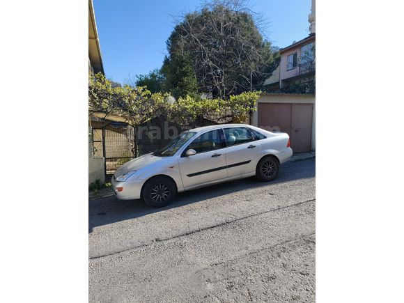 Ford Focus 1.6 Ghia 2001 Model Otomatik