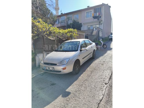 Ford Focus 1.6 Ghia 2001 Model Otomatik