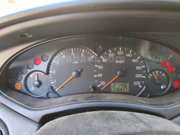 Ford Focus 1.6 Ghia 2001 Model Otomatik