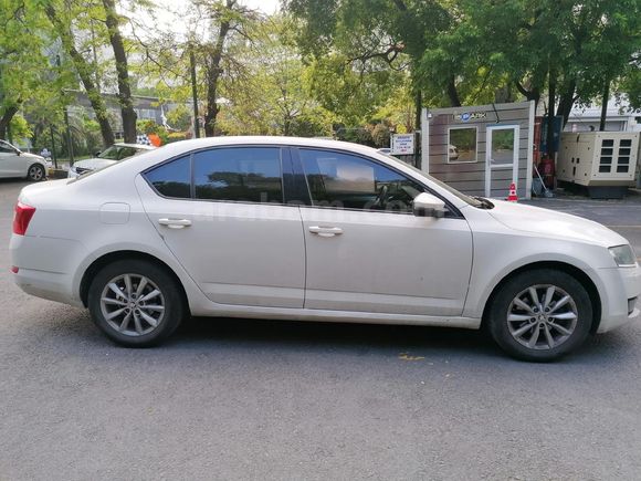 Sağlık Çalışanından Temiz Aile Aracı