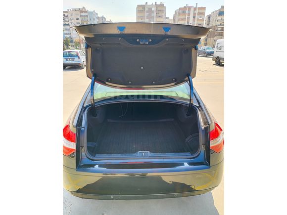 Citroen C5 2012 1.6 HDi Confort