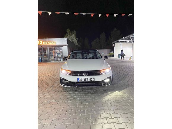 Sahibinden Volkswagen Passat 1.4 TSi BlueMotion Comfortline 2017 Model   Ful dönüşüm 165.000 km Beyaz