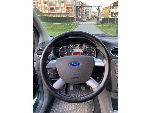 2009 MODEL FOCUS EMSALSİZ KM TRDE TEK RENK