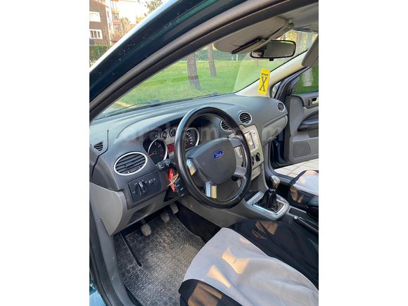 2009 MODEL FOCUS EMSALSİZ KM TRDE TEK RENK