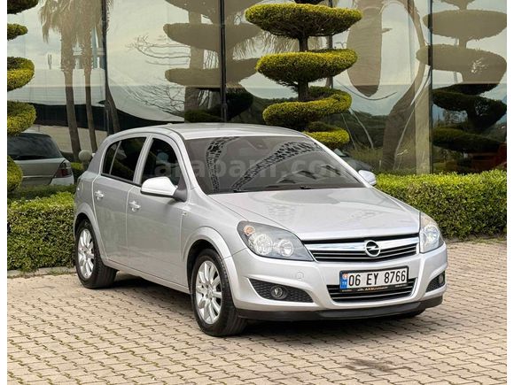 Galeriden Opel Astra 1.6 Essentia Konfor 2012 Model Manisa