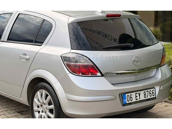 Galeriden Opel Astra 1.6 Essentia Konfor 2012 Model Manisa