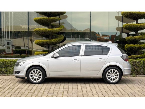 Galeriden Opel Astra 1.6 Essentia Konfor 2012 Model Manisa