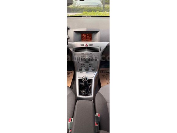 Galeriden Opel Astra 1.6 Essentia Konfor 2012 Model Manisa