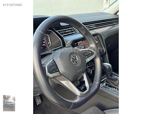 HATASIZ BOYASIZ 24 BİN KM R-LİNE PASSAT