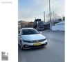 HATASIZ BOYASIZ 24 BİN KM R-LİNE PASSAT