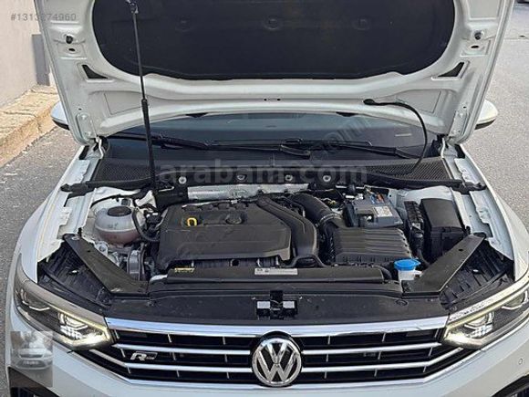 HATASIZ BOYASIZ 24 BİN KM R-LİNE PASSAT