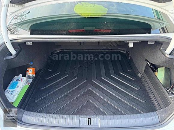 HATASIZ BOYASIZ 24 BİN KM R-LİNE PASSAT