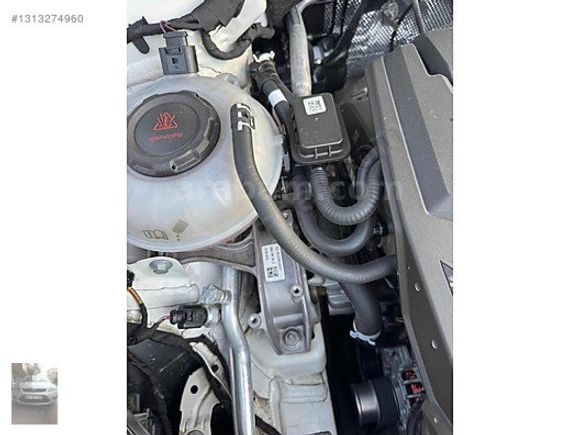 HATASIZ BOYASIZ 24 BİN KM R-LİNE PASSAT