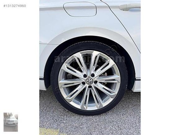 HATASIZ BOYASIZ 24 BİN KM R-LİNE PASSAT