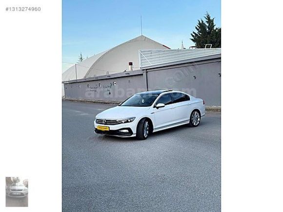 HATASIZ BOYASIZ 24 BİN KM R-LİNE PASSAT