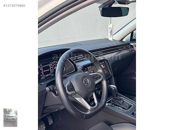 HATASIZ BOYASIZ 24 BİN KM R-LİNE PASSAT