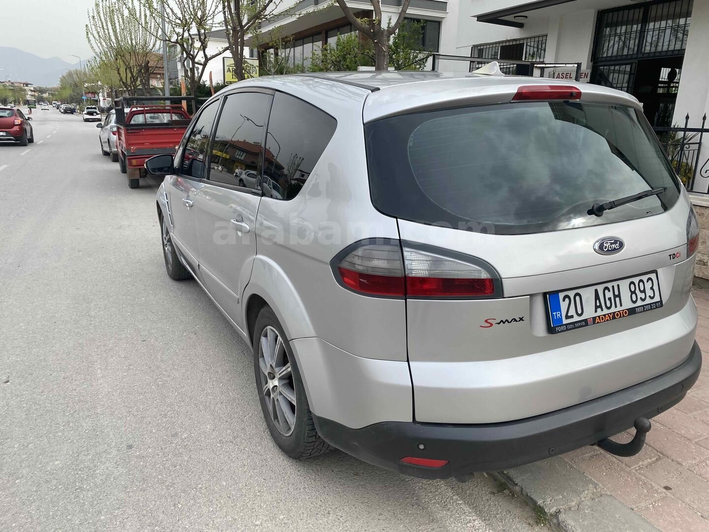 Sahibinden Ford S-Max 2.0 TDCi Titanium 2006 Model Denizli 196.000 km Gri (titanyum) 6