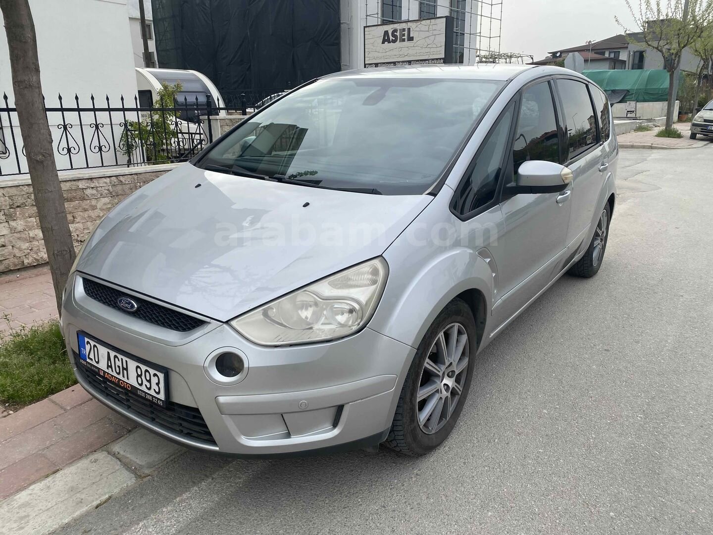 Sahibinden Ford S-Max 2.0 TDCi Titanium 2006 Model Denizli 196.000 km Gri (titanyum) 2