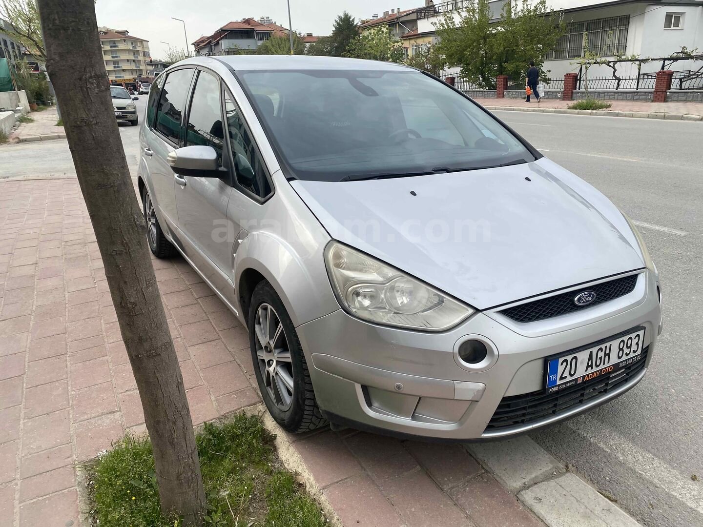 Sahibinden Ford S-Max 2.0 TDCi Titanium 2006 Model Denizli 196.000 km Gri (titanyum) 3