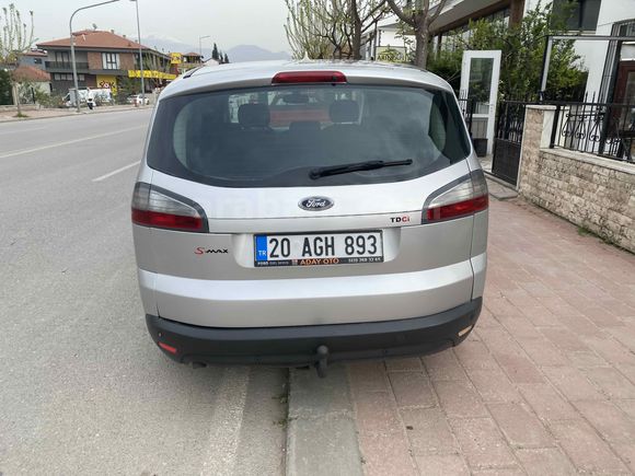 Sahibinden Ford S-Max 2.0 TDCi Titanium 2006 Model 