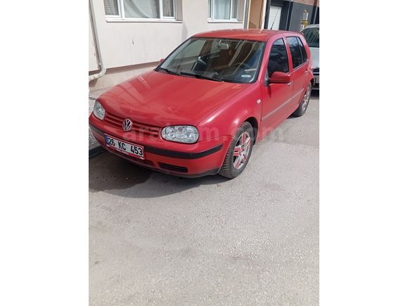 Sahibinden Volkswagen Golf 1.6 Comfortline 2001 Model dijital klimalı temiz bakımlı