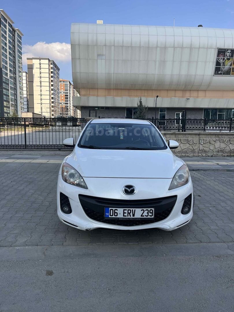 Sahibinden Mazda 3 1.6 Touring 2012 Model 2
