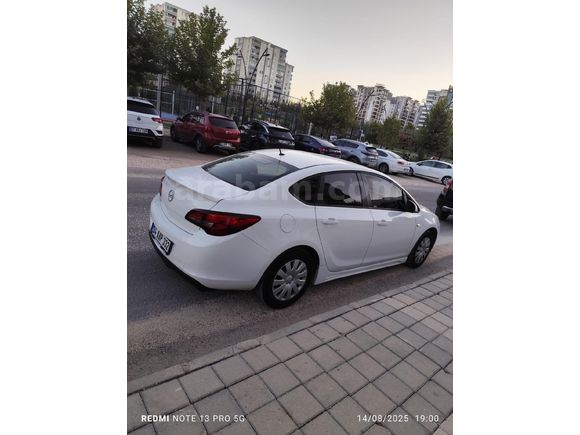 Sahibinden Opel Astra 1.6 Edition 2017 Model  80.000 km Beyaz