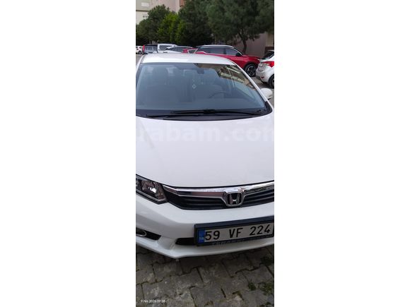 2012 model Honda Civic 1.6i VTEC Premium