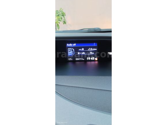 2012 model Honda Civic 1.6i VTEC Premium