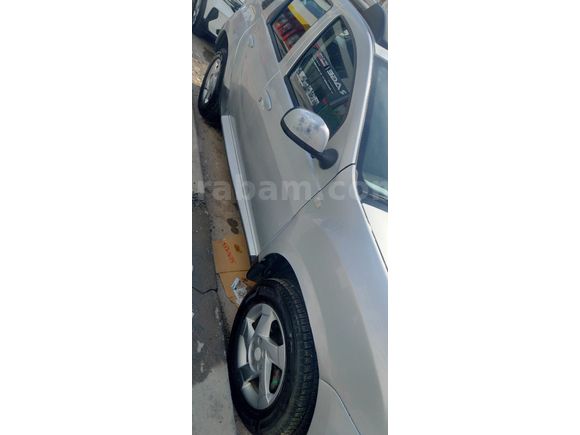 Sahibinden Dacia Duster 1.5 dCi Laureate 2012 Model  306.000 km Gri