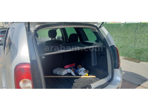 Sahibinden Dacia Duster 1.5 dCi Laureate 2012 Model  306.000 km Gri