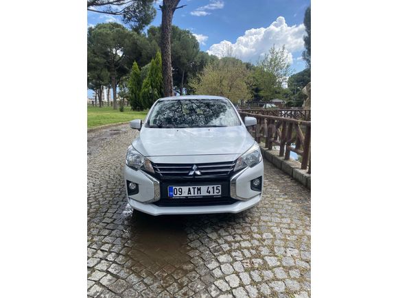 Sahibinden Mitsubishi Space Star 1.2 MIVEC 2020 Model  62.000 km Beyaz