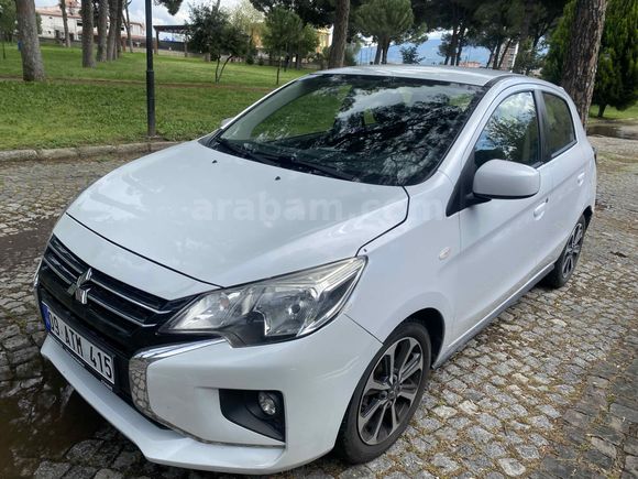 Sahibinden Mitsubishi Space Star 1.2 MIVEC 2020 Model  65.000km Beyaz