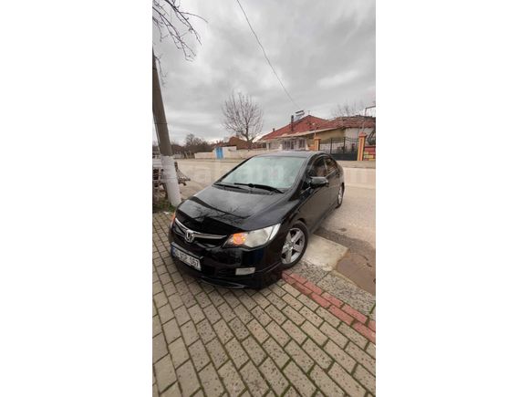 Sahibinden Honda Civic 1.6 Elegance 2007 Model  287.000 km Siyah