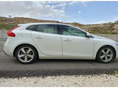 Sahibinden Volvo V40 1.6 D Advance 2013 Model
