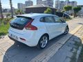 Sahibinden Volvo V40 1.6 D2 Advance 2013 Model