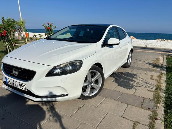 Sahibinden Volvo V40 1.6 D2 Advance 2013 Model