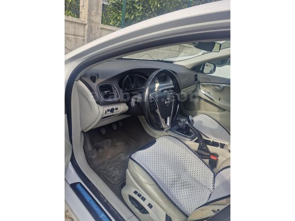 Sahibinden Volvo V40 1.6 D Advance 2013 Model